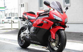 HONDA CBR1000RR 2005 SC57