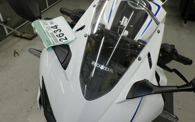 HONDA CBR250RR A MC51