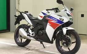 HONDA CBR125R JC50