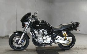 YAMAHA XJR1300 2002 RP03J