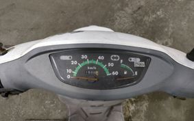 HONDA TOPIC AF38