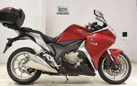 HONDA VFR1200F DCT 2010 SC63