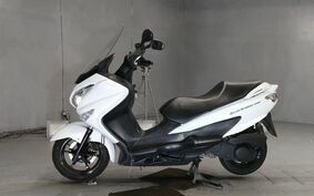 SUZUKI SKYWAVE 200 (Burgman 200) CH41A