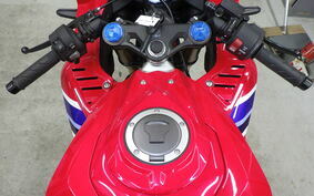 HONDA CBR250RR A MC51