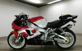 YAMAHA YZF-R1 2000 RN04