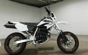 HONDA XR400 MOTARD 2005 ND08