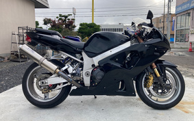 SUZUKI GSX-R1000 2001 GT74A