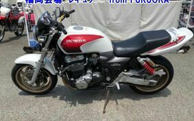 HONDA CB1300SF SUPER FOUR SC40