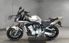 YAMAHA FZS1000 FAZER 2003 RN07