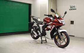 SUZUKI GIXXER 150 SF