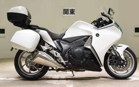 HONDA VFR1200F 2014 SC63