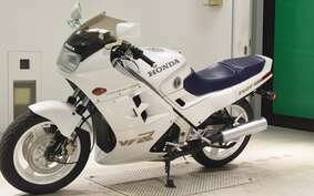 HONDA VFR750F 1988 RC24