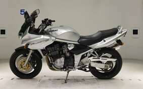 SUZUKI BANDIT 1200 S 2003 GV77A