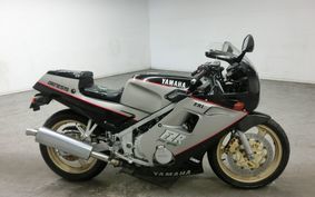 YAMAHA FZR250 2KR