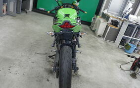 KAWASAKI ZX-25R ZX250E