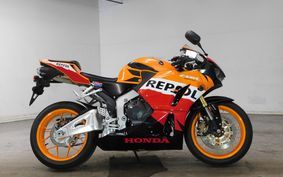 HONDA CBR600RR 2013 PC40