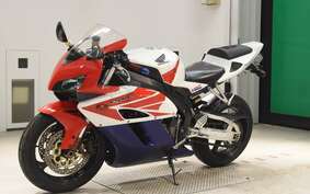 HONDA CBR1000RR 2004 SC57