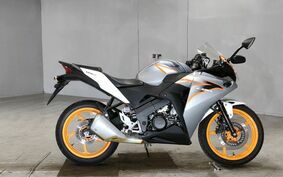 HONDA CBR125R JC50