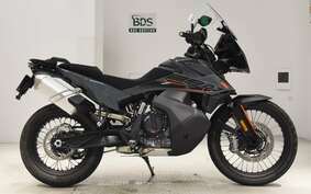 KTM 890 ADVENTURE	 2022 TS640