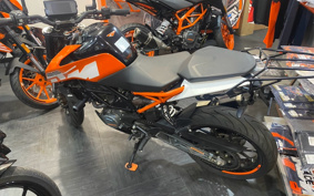 KTM 125 DUKE JPA40