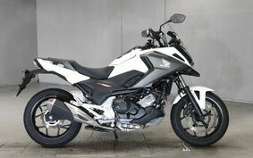 HONDA NC750X 2019 RC90