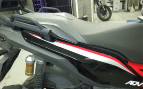 HONDA ADV150