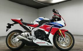 HONDA CBR1000RR SPECIAL EDITION 2014 SC59