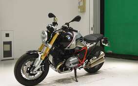 BMW R NINE T 2023