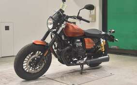 MOTO GUZZI V9 BOBBER SPORTS 2020