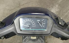 SUZUKI ADDRESS V100 CE11A