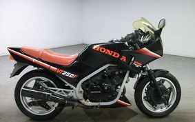 HONDA VT250F MC08