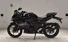 SUZUKI GIXXER 150 SF