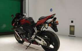 HONDA CBR1000RR 2005