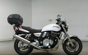 SUZUKI INAZUMA 1200 (GSX1200) 1998 GV76A