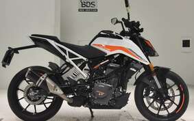 KTM 390 DUKE 2024