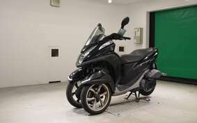 HONDA TRICITY 125 SE82J