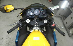 HONDA CBR600F 2000