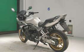 HONDA CB1300SB SUPER BOLDOR EP 2021 SC54