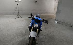 SUZUKI GSR750 C5111