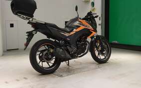 HONDA HORNET 160R KC23