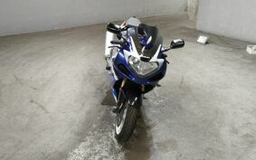 SUZUKI GSX-R1000 2002 BL111