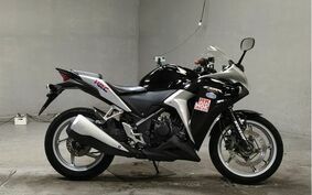 HONDA CBR250R MC41