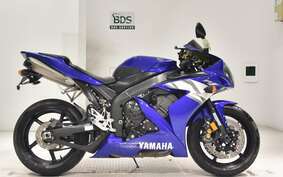 YAMAHA YZF-R1 2004 RN13