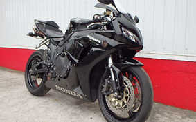 HONDA CBR1000RR 2006 SC57