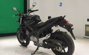 SUZUKI GLADIUS 2010 VK58A