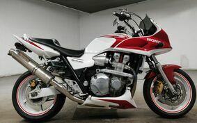 HONDA CB1300SB SUPER BOLDOR 2005 SC54