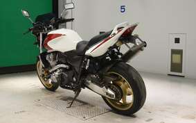 HONDA CB1300SF SUPER FOUR A 2006 SC54