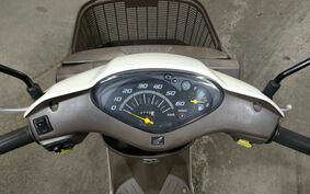 HONDA DIO CESTA AF68