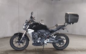 HONDA CB250R MC52