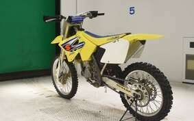 SUZUKI RM125